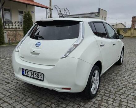 Белый Ниссан Лиф, объемом двигателя 0 л и пробегом 73 тыс. км за 5900 $, фото 2 на Automoto.ua