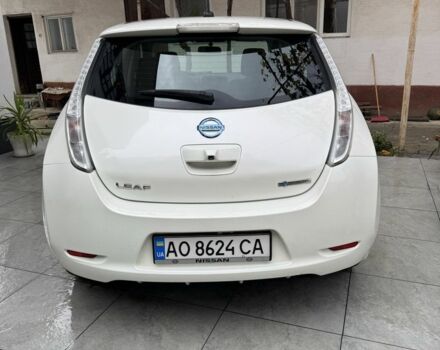Белый Ниссан Лиф, объемом двигателя 0 л и пробегом 178 тыс. км за 6000 $, фото 3 на Automoto.ua