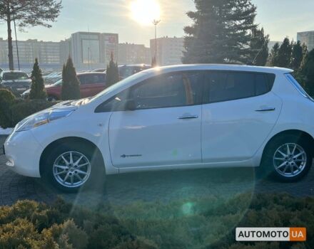 Білий Ніссан Ліф, об'ємом двигуна 24 л та пробігом 101 тис. км за 7800 $, фото 3 на Automoto.ua