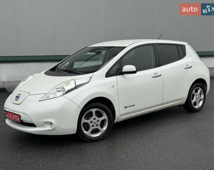 Белый Ниссан Лиф, объемом двигателя 0 л и пробегом 110 тыс. км за 6500 $, фото 6 на Automoto.ua