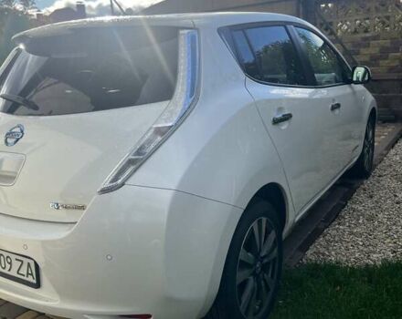Білий Ніссан Ліф, об'ємом двигуна 0 л та пробігом 89 тис. км за 9500 $, фото 9 на Automoto.ua