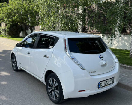 Белый Ниссан Лиф, объемом двигателя 0 л и пробегом 155 тыс. км за 7800 $, фото 2 на Automoto.ua