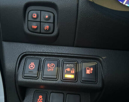 Білий Ніссан Ліф, об'ємом двигуна 0 л та пробігом 114 тис. км за 6999 $, фото 13 на Automoto.ua