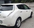 Белый Ниссан Лиф, объемом двигателя 0 л и пробегом 160 тыс. км за 7000 $, фото 1 на Automoto.ua
