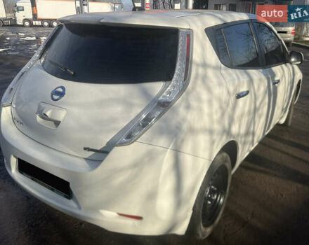 Білий Ніссан Ліф, об'ємом двигуна 0 л та пробігом 95 тис. км за 5999 $, фото 7 на Automoto.ua