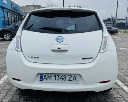 Білий Ніссан Ліф, об'ємом двигуна 0 л та пробігом 126 тис. км за 6500 $, фото 3 на Automoto.ua