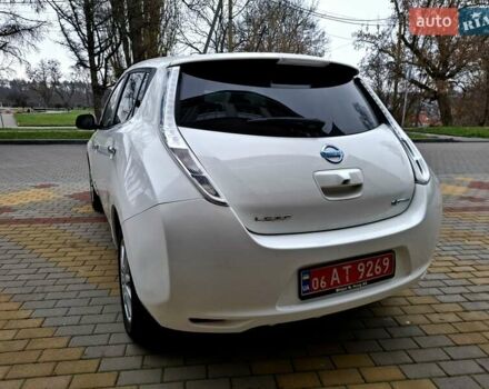 Белый Ниссан Лиф, объемом двигателя 0 л и пробегом 119 тыс. км за 6500 $, фото 14 на Automoto.ua