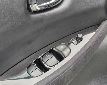 Белый Ниссан Лиф, объемом двигателя 0 л и пробегом 73 тыс. км за 5900 $, фото 10 на Automoto.ua