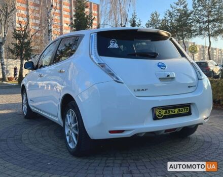 Білий Ніссан Ліф, об'ємом двигуна 24 л та пробігом 101 тис. км за 7800 $, фото 4 на Automoto.ua