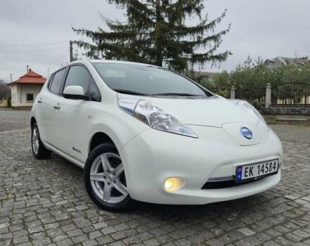 Белый Ниссан Лиф, объемом двигателя 0 л и пробегом 73 тыс. км за 5900 $, фото 7 на Automoto.ua