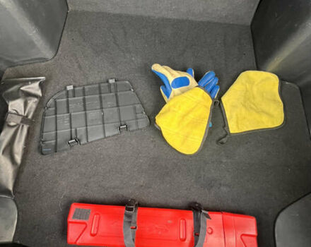 Белый Ниссан Лиф, объемом двигателя 0 л и пробегом 96 тыс. км за 8200 $, фото 22 на Automoto.ua