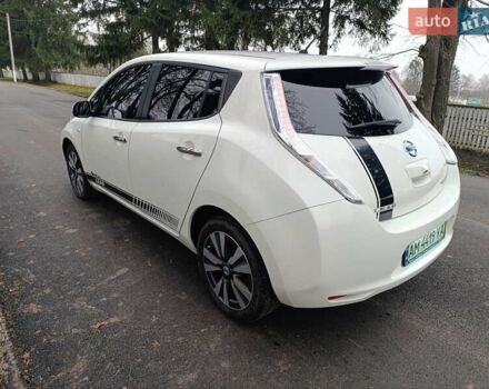Белый Ниссан Лиф, объемом двигателя 0 л и пробегом 67 тыс. км за 7500 $, фото 38 на Automoto.ua