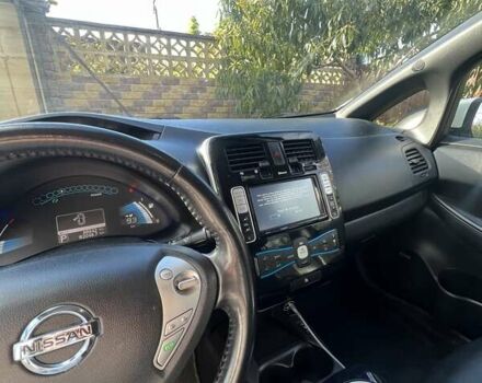 Білий Ніссан Ліф, об'ємом двигуна 0 л та пробігом 89 тис. км за 9500 $, фото 11 на Automoto.ua