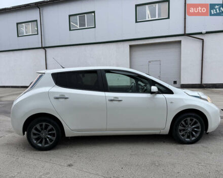 Белый Ниссан Лиф, объемом двигателя 0 л и пробегом 99 тыс. км за 6300 $, фото 3 на Automoto.ua