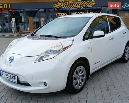 Белый Ниссан Лиф, объемом двигателя 0 л и пробегом 59 тыс. км за 5400 $, фото 3 на Automoto.ua