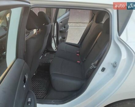 Белый Ниссан Лиф, объемом двигателя 0 л и пробегом 82 тыс. км за 13200 $, фото 9 на Automoto.ua