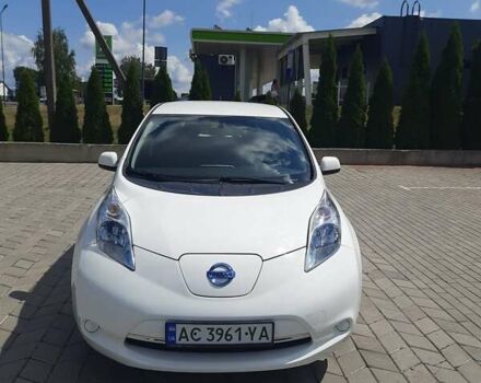 Білий Ніссан Ліф, об'ємом двигуна 0 л та пробігом 79 тис. км за 7150 $, фото 5 на Automoto.ua