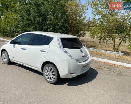 Белый Ниссан Лиф, объемом двигателя 0 л и пробегом 89 тыс. км за 9000 $, фото 12 на Automoto.ua