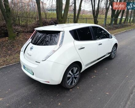 Белый Ниссан Лиф, объемом двигателя 0 л и пробегом 67 тыс. км за 7500 $, фото 41 на Automoto.ua