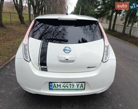 Белый Ниссан Лиф, объемом двигателя 0 л и пробегом 67 тыс. км за 7500 $, фото 42 на Automoto.ua