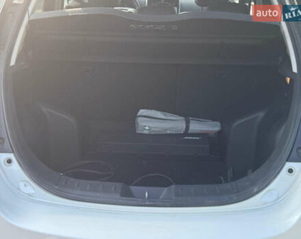 Белый Ниссан Лиф, объемом двигателя 0 л и пробегом 110 тыс. км за 7700 $, фото 9 на Automoto.ua