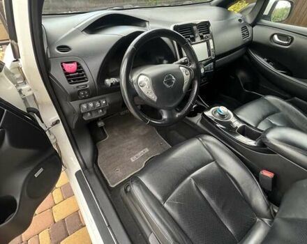 Білий Ніссан Ліф, об'ємом двигуна 0 л та пробігом 89 тис. км за 9500 $, фото 2 на Automoto.ua