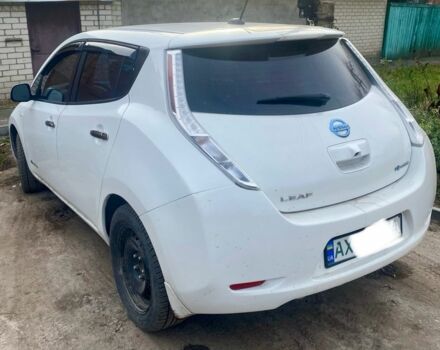 Белый Ниссан Лиф, объемом двигателя 0 л и пробегом 258 тыс. км за 5500 $, фото 1 на Automoto.ua