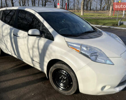 Білий Ніссан Ліф, об'ємом двигуна 0 л та пробігом 95 тис. км за 5999 $, фото 8 на Automoto.ua