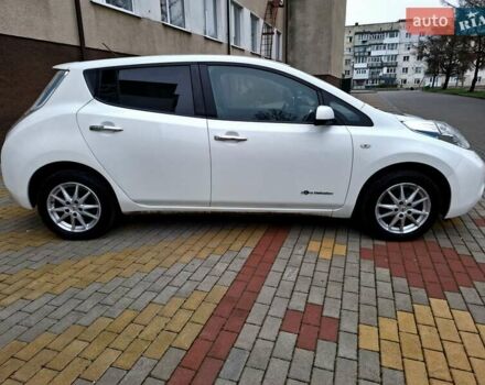 Белый Ниссан Лиф, объемом двигателя 0 л и пробегом 119 тыс. км за 6500 $, фото 9 на Automoto.ua