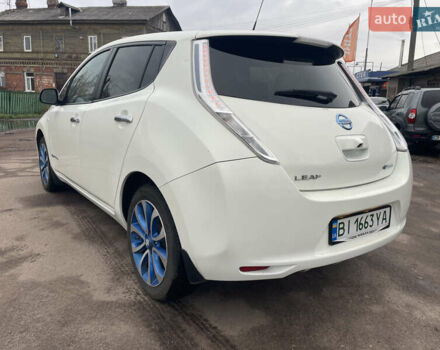 Белый Ниссан Лиф, объемом двигателя 0 л и пробегом 104 тыс. км за 6800 $, фото 8 на Automoto.ua