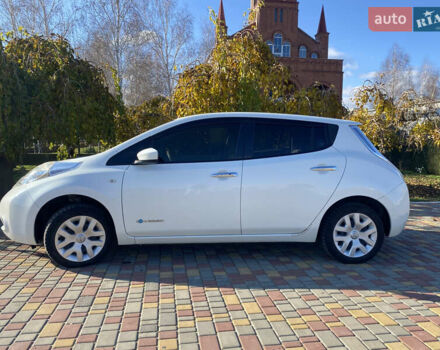 Білий Ніссан Ліф, об'ємом двигуна 0 л та пробігом 53 тис. км за 7700 $, фото 24 на Automoto.ua