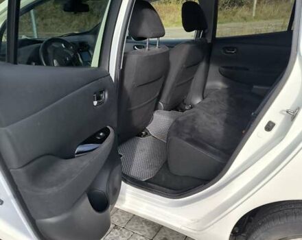 Білий Ніссан Ліф, об'ємом двигуна 0 л та пробігом 83 тис. км за 7599 $, фото 10 на Automoto.ua