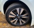 Белый Ниссан Лиф, объемом двигателя 0 л и пробегом 98 тыс. км за 9000 $, фото 3 на Automoto.ua