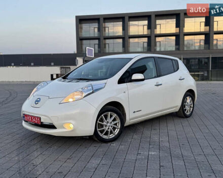 Белый Ниссан Лиф, объемом двигателя 0 л и пробегом 91 тыс. км за 7400 $, фото 2 на Automoto.ua