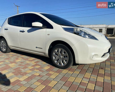 Білий Ніссан Ліф, об'ємом двигуна 0 л та пробігом 53 тис. км за 7700 $, фото 40 на Automoto.ua