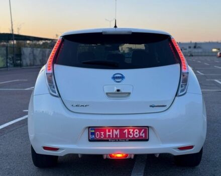 Білий Ніссан Ліф, об'ємом двигуна 0 л та пробігом 104 тис. км за 7700 $, фото 5 на Automoto.ua