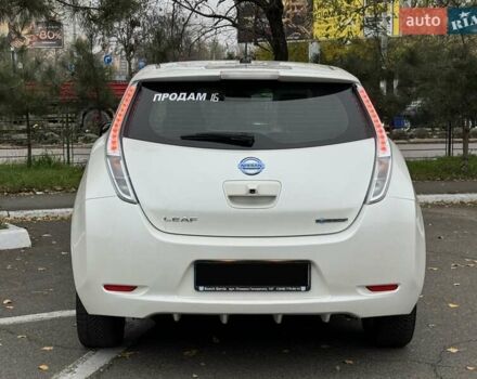 Белый Ниссан Лиф, объемом двигателя 0 л и пробегом 195 тыс. км за 6999 $, фото 9 на Automoto.ua