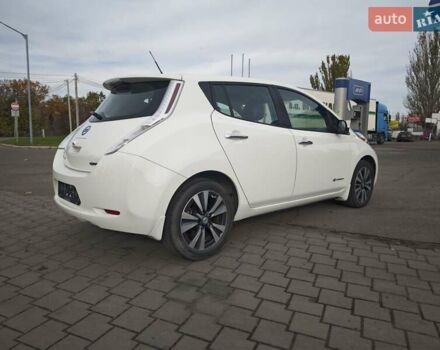 Белый Ниссан Лиф, объемом двигателя 0 л и пробегом 27 тыс. км за 8999 $, фото 23 на Automoto.ua