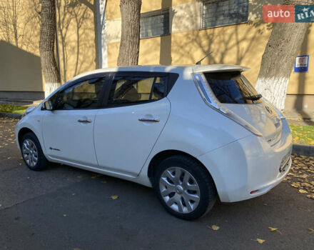 Білий Ніссан Ліф, об'ємом двигуна 0 л та пробігом 53 тис. км за 7700 $, фото 7 на Automoto.ua