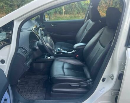 Белый Ниссан Лиф, объемом двигателя 0 л и пробегом 77 тыс. км за 6200 $, фото 8 на Automoto.ua