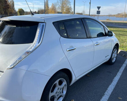 Белый Ниссан Лиф, объемом двигателя 0 л и пробегом 101 тыс. км за 7900 $, фото 4 на Automoto.ua