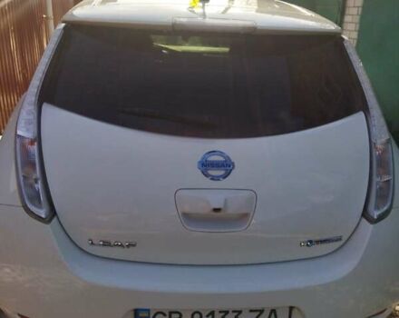Белый Ниссан Лиф, объемом двигателя 0 л и пробегом 98 тыс. км за 11999 $, фото 6 на Automoto.ua