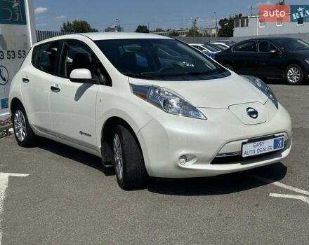 Білий Ніссан Ліф, об'ємом двигуна 0 л та пробігом 114 тис. км за 6690 $, фото 2 на Automoto.ua