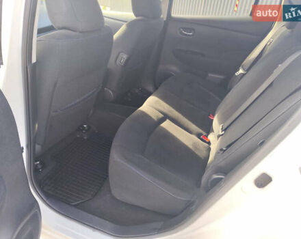 Белый Ниссан Лиф, объемом двигателя 0 л и пробегом 165 тыс. км за 7300 $, фото 23 на Automoto.ua