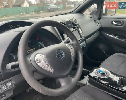 Белый Ниссан Лиф, объемом двигателя 0 л и пробегом 104 тыс. км за 6800 $, фото 14 на Automoto.ua