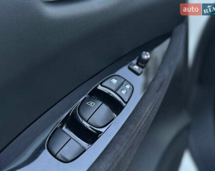 Белый Ниссан Лиф, объемом двигателя 0 л и пробегом 91 тыс. км за 7400 $, фото 8 на Automoto.ua