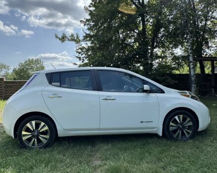 Белый Ниссан Лиф, объемом двигателя 0 л и пробегом 69 тыс. км за 8500 $, фото 2 на Automoto.ua