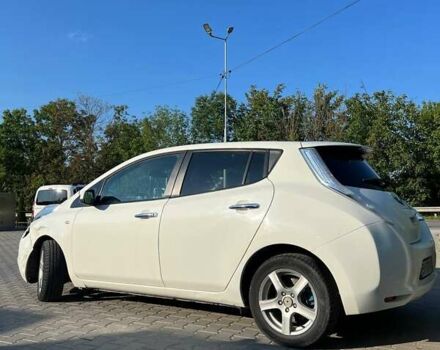 Белый Ниссан Лиф, объемом двигателя 0 л и пробегом 203 тыс. км за 4900 $, фото 35 на Automoto.ua
