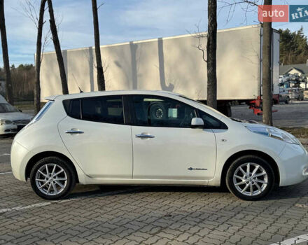 Белый Ниссан Лиф, объемом двигателя 0 л и пробегом 91 тыс. км за 6999 $, фото 6 на Automoto.ua