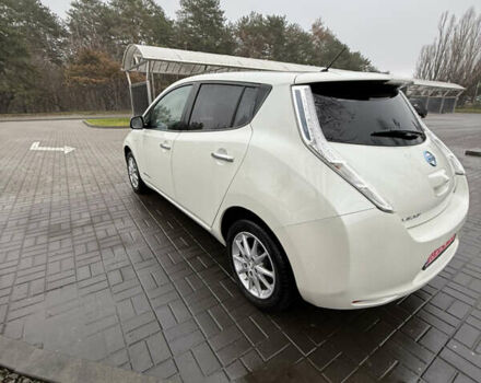 Белый Ниссан Лиф, объемом двигателя 0 л и пробегом 165 тыс. км за 7300 $, фото 2 на Automoto.ua